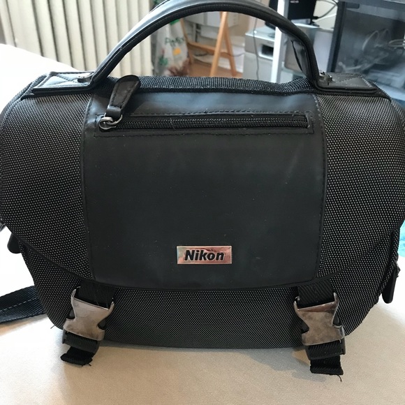 nikon deluxe digital slr camera case